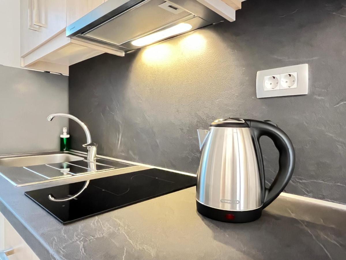 بارغا Maison Deluxe Studios And Apartment المظهر الخارجي الصورة