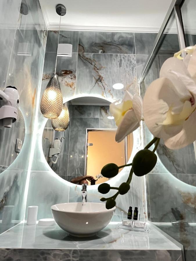 بارغا Maison Deluxe Studios And Apartment المظهر الخارجي الصورة