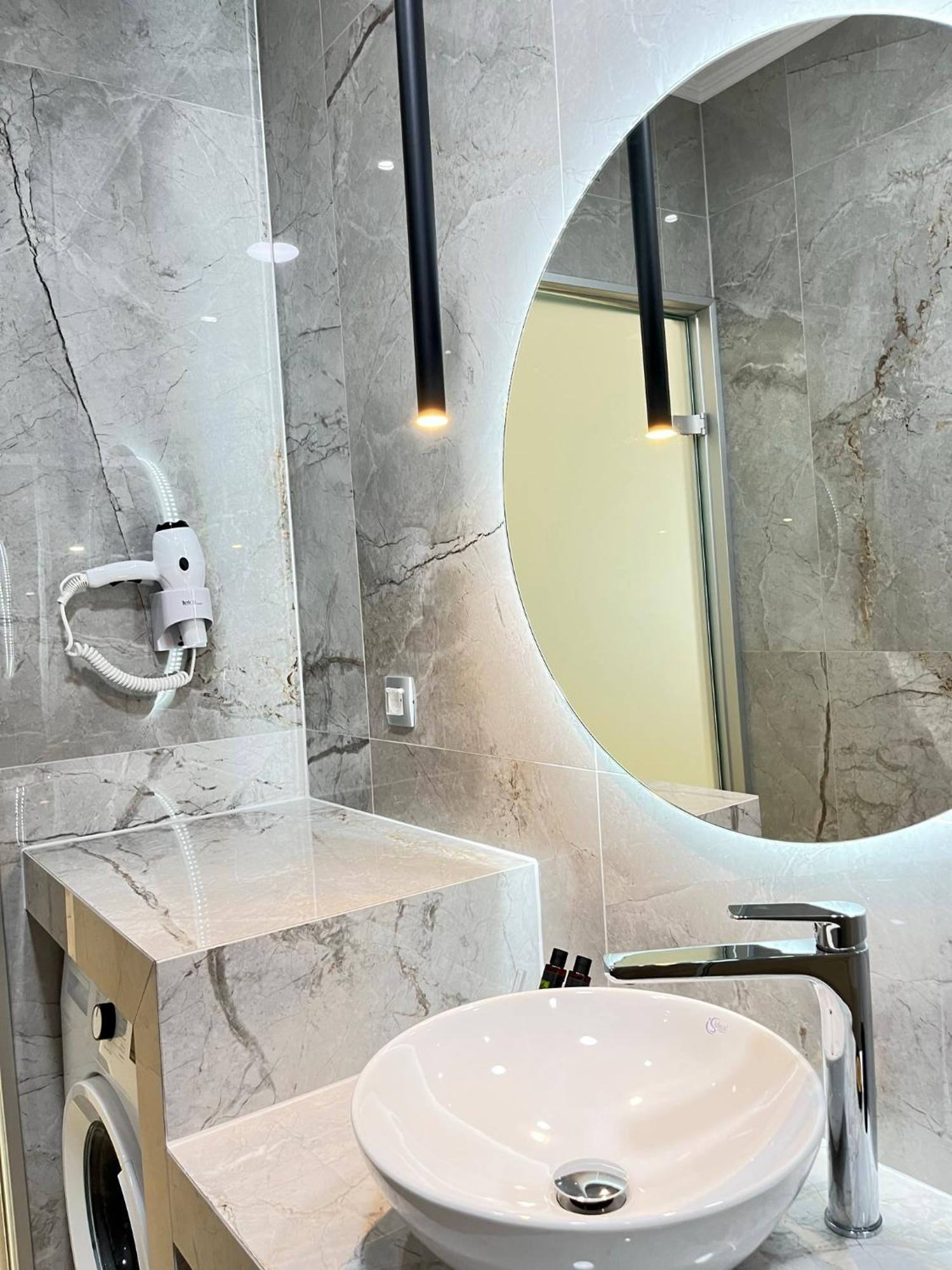 بارغا Maison Deluxe Studios And Apartment المظهر الخارجي الصورة